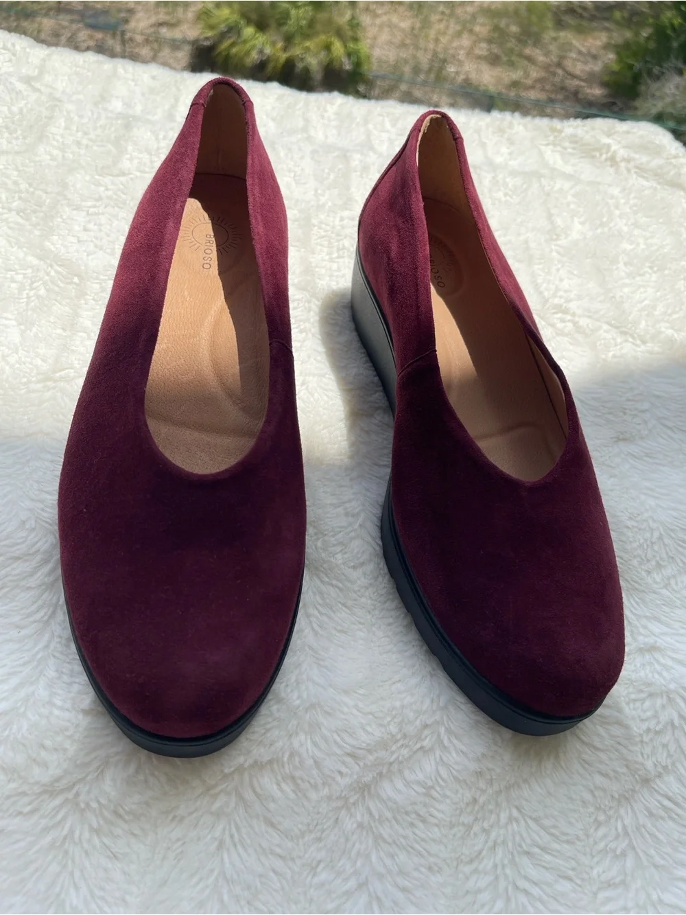 Brioso Waverly Cranberry Suede Platform Wedge Pumps | Women’s 9M | NWOT